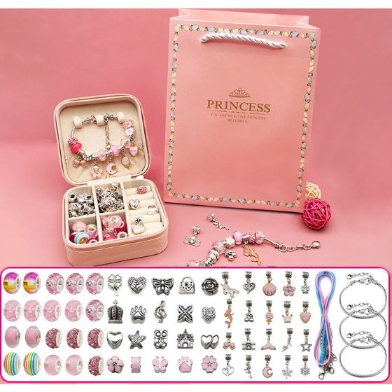 Kit Friends Forever: Pulseiras e Colar com Berloques Incríveis + Porta Joia GRÁTIS de Brinde karavelas 