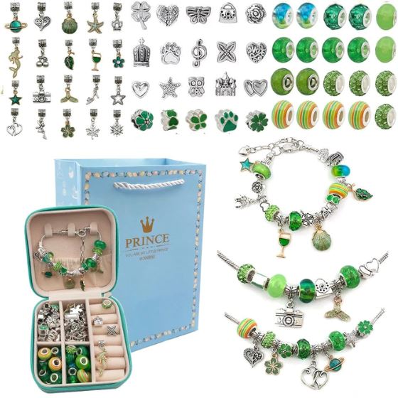 Kit Friends Forever: Pulseiras e Colar com Berloques Incríveis + Porta Joia GRÁTIS de Brinde karavelas Verde 