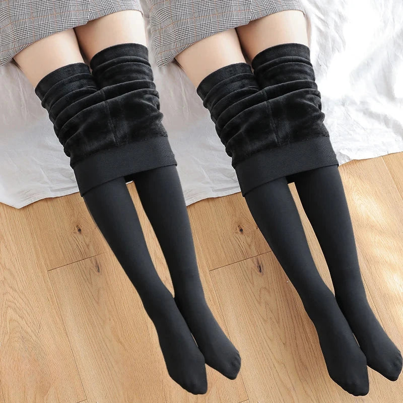 Meia Calça Snug Peluciada Térmica – Compre 1 e Leve 2 karavelas 2 Peças Preta Único 