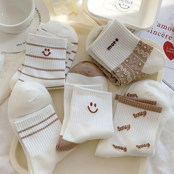 Meias Cute Smily - Kit Com 5 Pares karavelas 