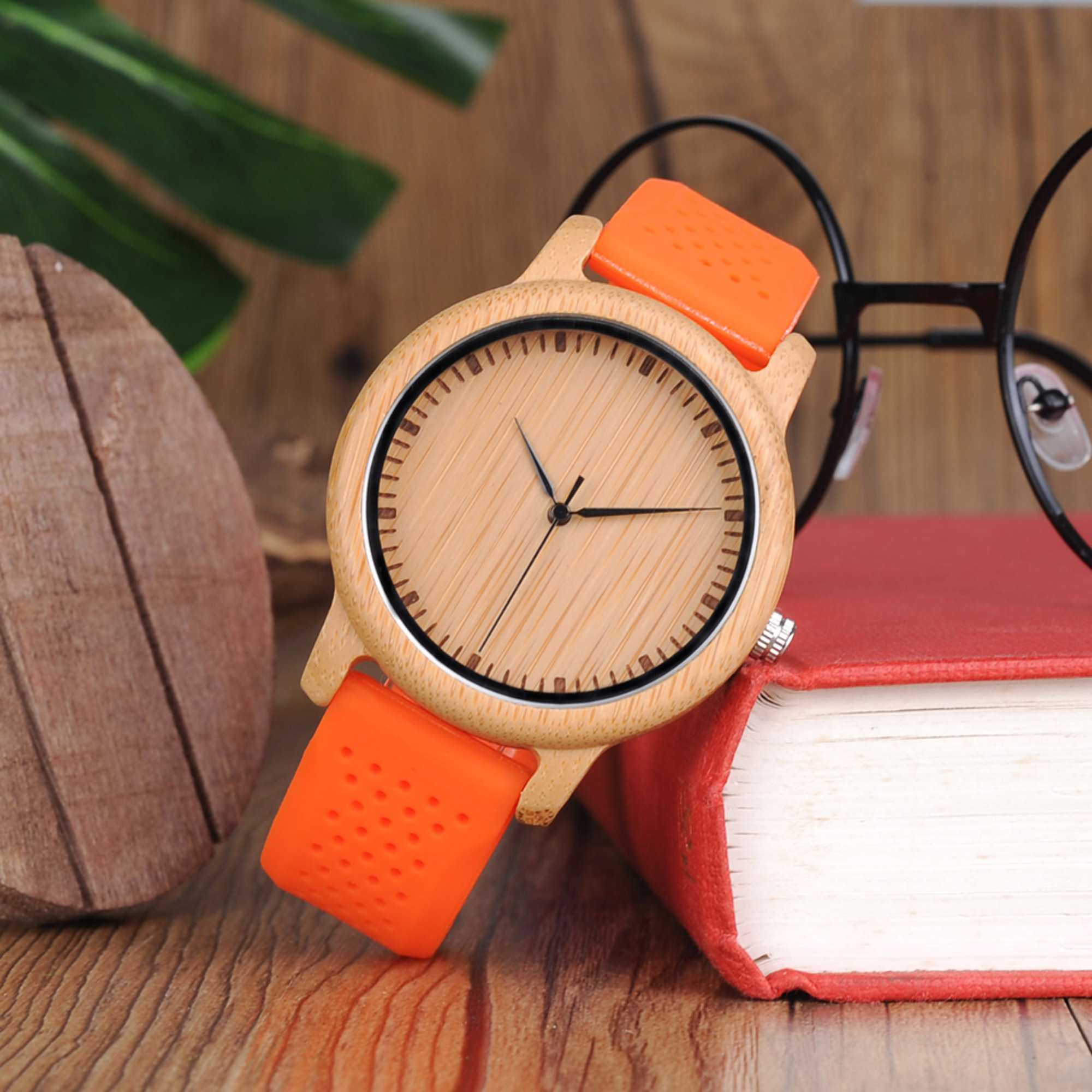 Relógio Vintage de Madeira com Pulseira de Silicone 0 karavelas 