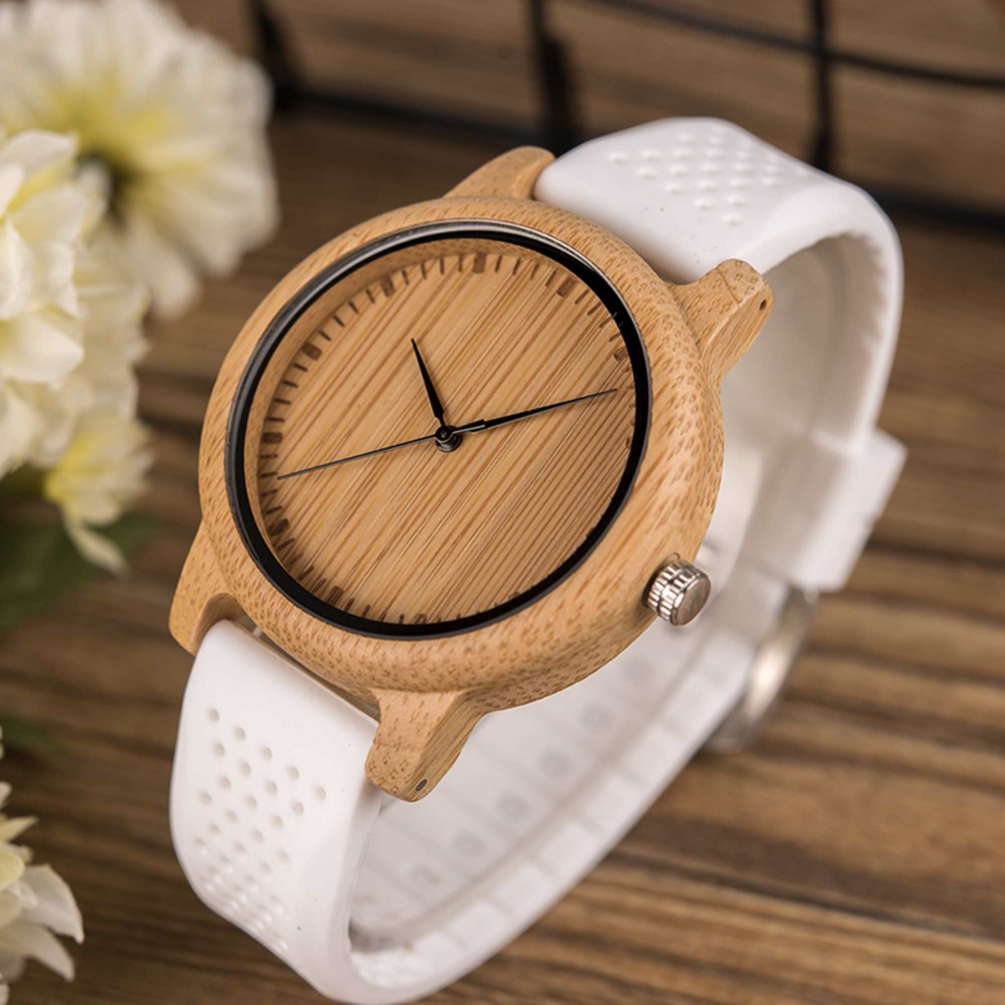 Relógio Vintage de Madeira com Pulseira de Silicone 0 karavelas 