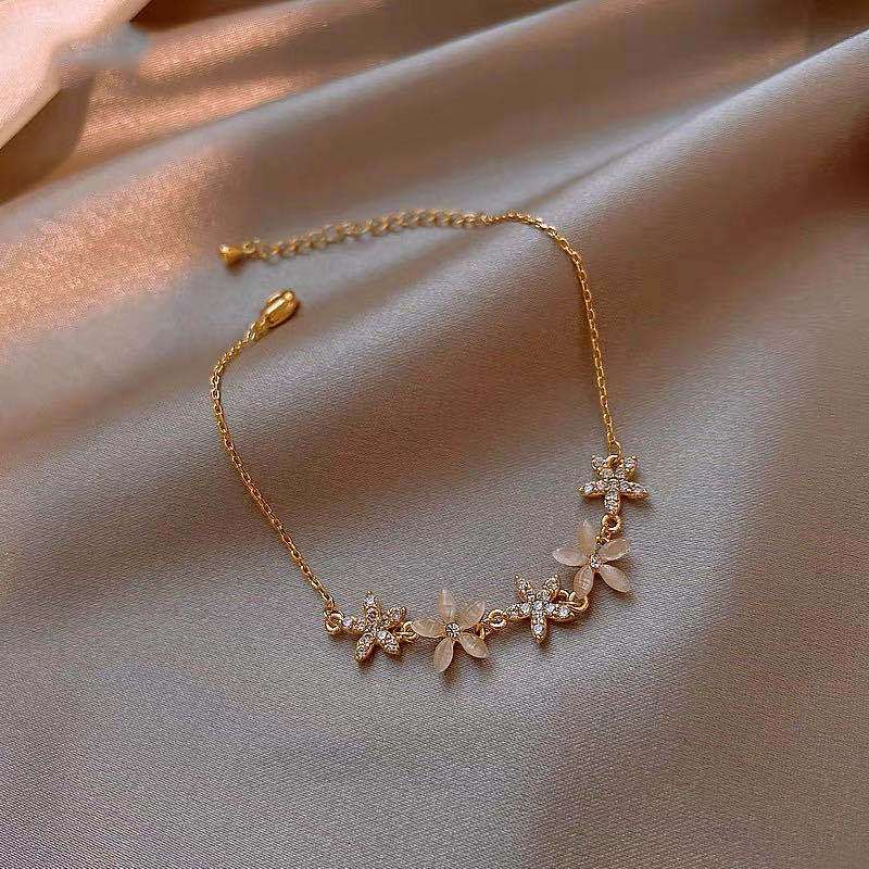 Pulseira Flor Cristal Luxo com Pedra Zircônia 0 karavelas Five flowers 2 