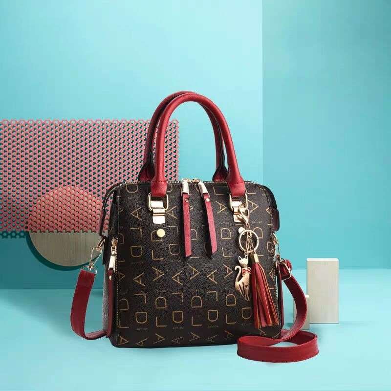 Bolsa Diana Estilosa Classic Luxo de Mão e transversal 0 karavelas 
