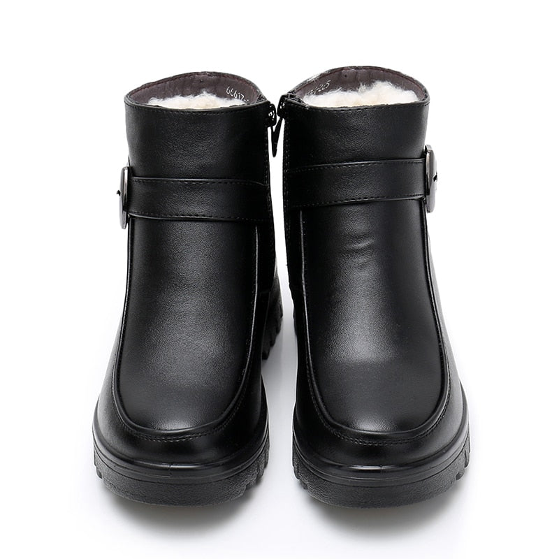 Bota Cano Curto Fashion Forrada com Lã Sintética 0 karavelas 
