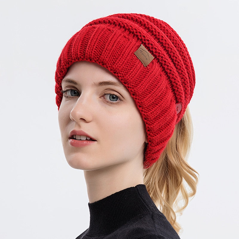 Touca com Furo Para Rabo de Cavalo karavelas Vermelho 